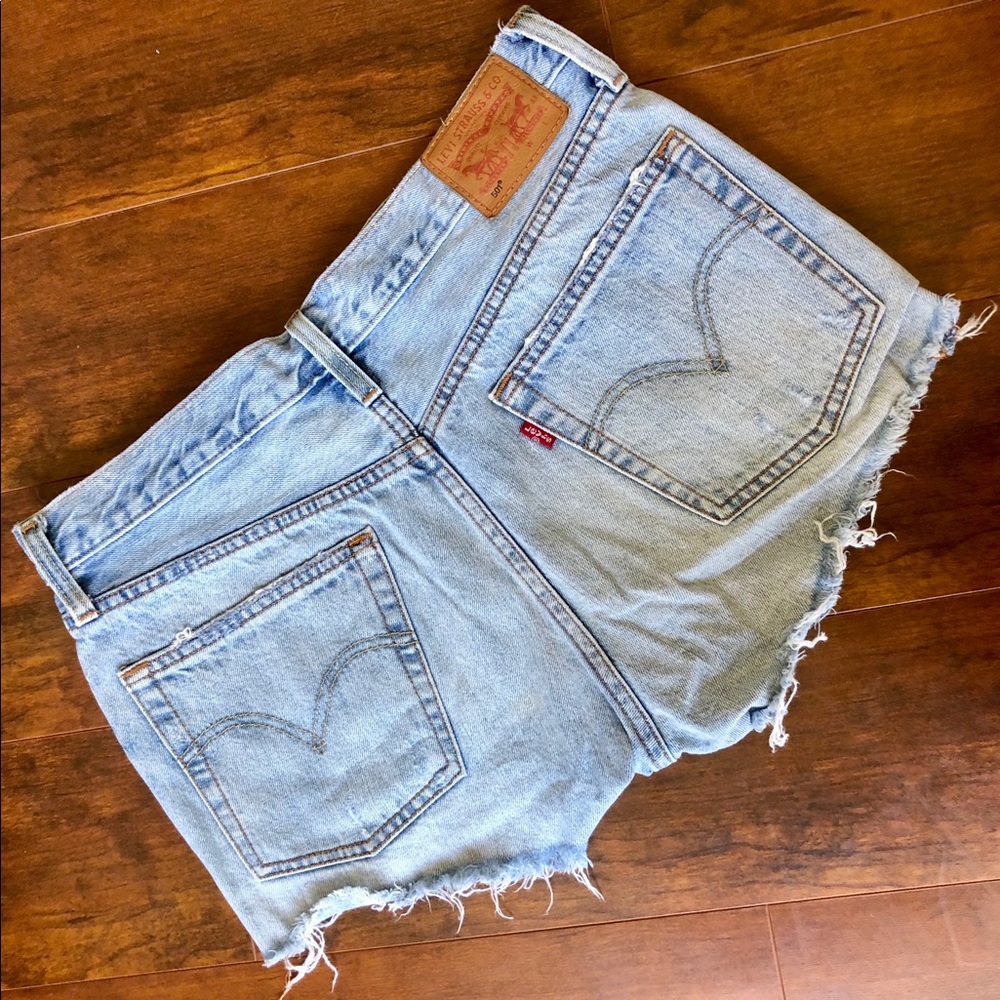 LEVIS 501 Distressed Cut Off Shorts